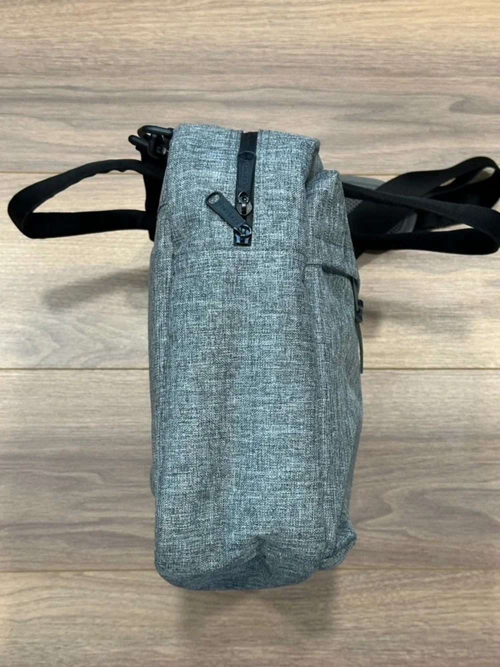 Herschel Sandford 17L Laptop Bag Travel Bag in Gray